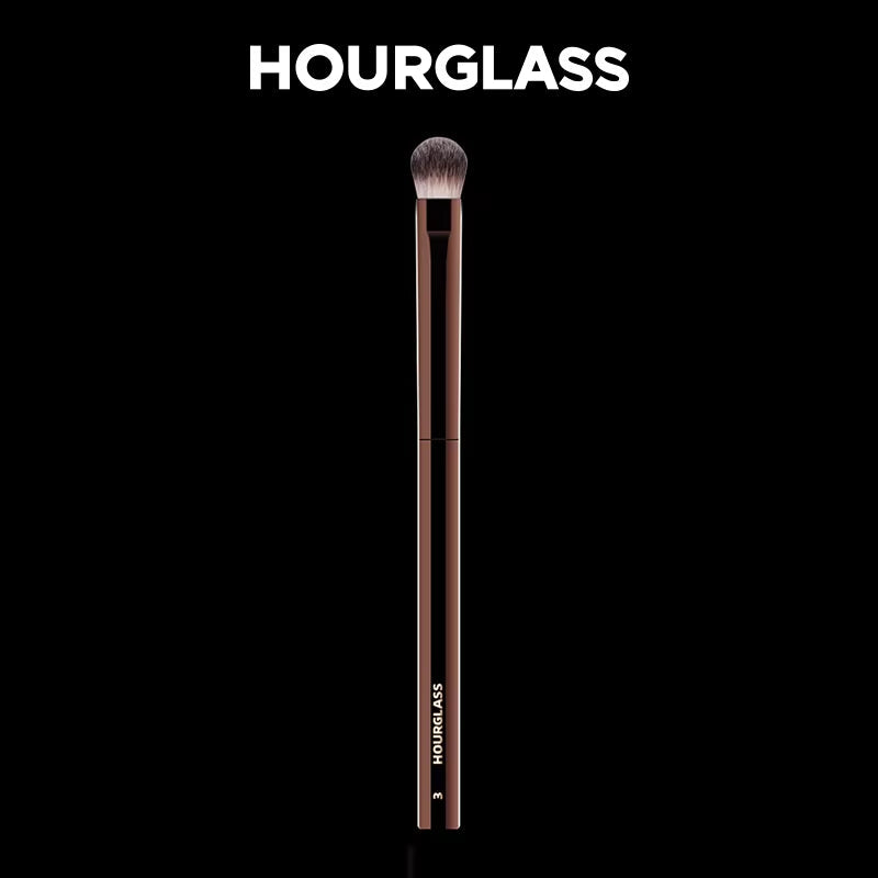 No. 3 All-Over Eyeshadow Makeup Blending Brush