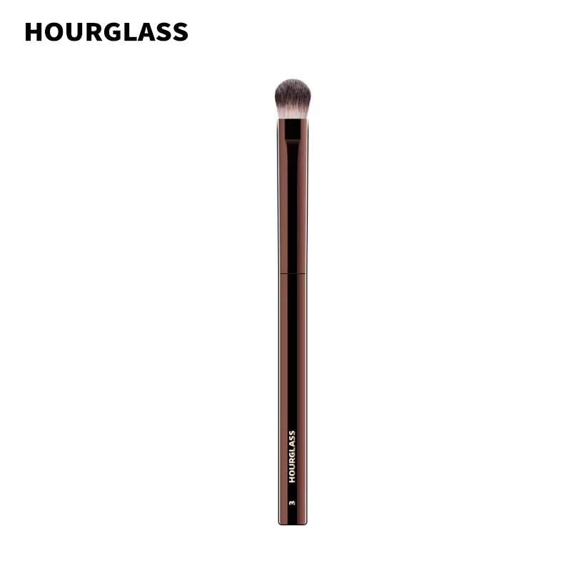 No. 3 All-Over Eyeshadow Makeup Blending Brush