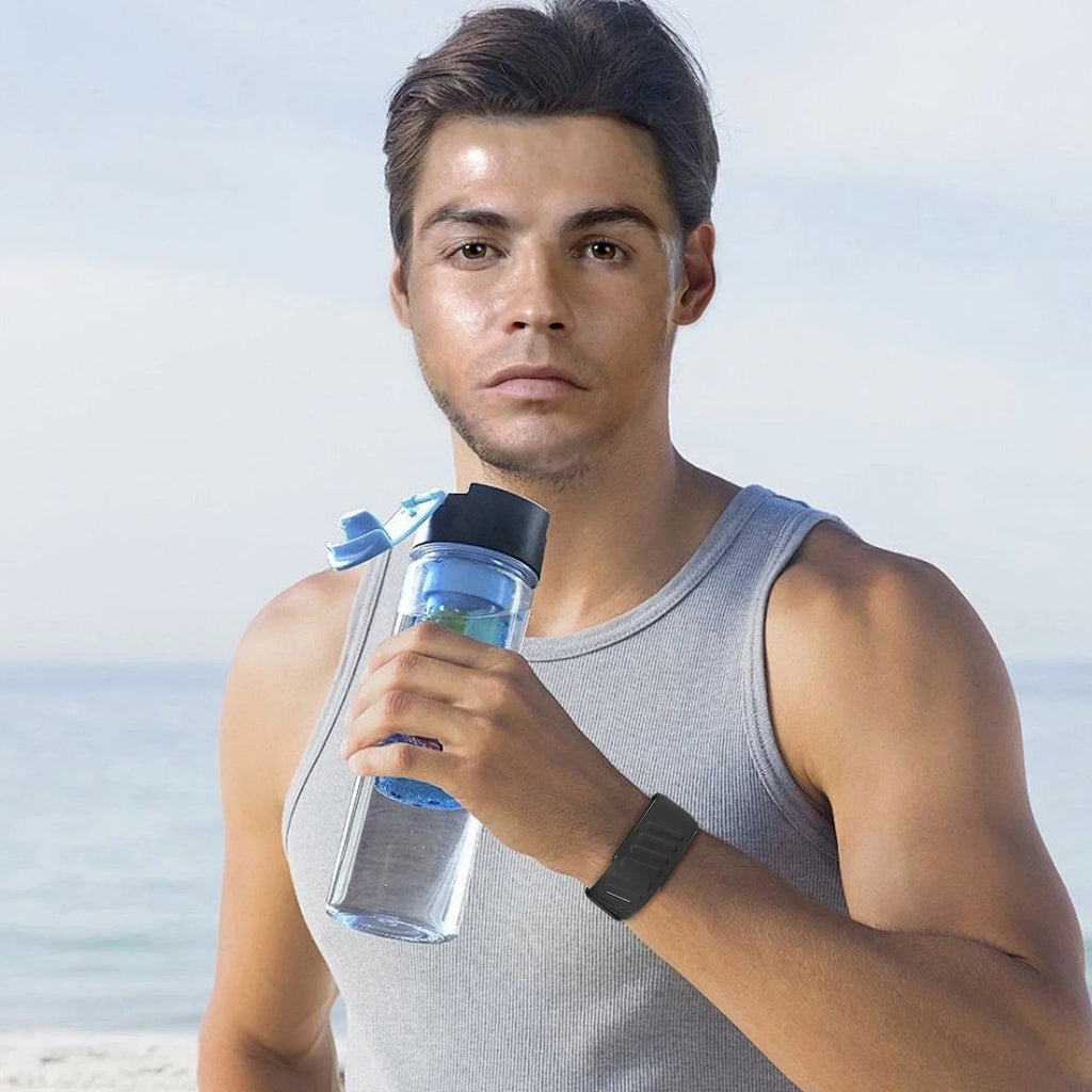 New WHOOP SportFlex Wrist Band Soft-Touch Silicone Waterproof and Sweatproof Adjustable Strap , 5.0 Compatible